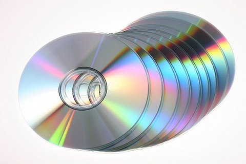 fondo-blanco-discos-datos-cd-rom_3116020