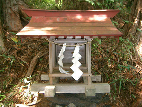 Shinto_shrine