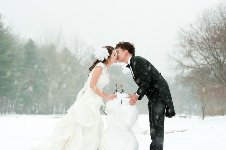 【不幸な結婚式】北国での真冬の結婚式で、新郎友人達が予定では新郎を胴上げしながら雪の中に落とすつもりだったらしいのだが、とんでもないことに